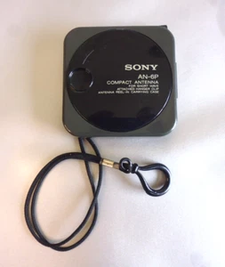 Sony AN-6P Compact Antenna Short Wave Attached Hanger Clip, Reel-In. - Zdjęcie 1 z 3