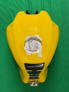 Serbatoio Ducati ST4 Giallo - Foto 1 di 2