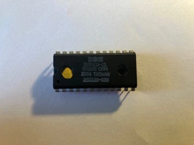 Commodore 1541 Floppy Disk Drive 325302-01 DOS ROM - Used, Working - Image 1 of 2