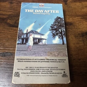 THE DAY AFTER BEYOND IMAGINING VHS TAPE Rare - Imagen 1 de 4