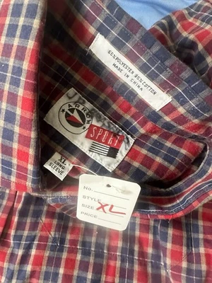 Camisa de vestir deportiva a cuadros roja Arrow manga larga talla mediana Foto 1 de 3