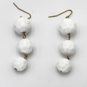 Weiße facettierte Perlen Ohrhänger goldfarben Haken Damen Modeschmuck - Bild 1 von 4