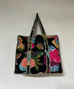 Indische schwarze gesteppte Damen-Schultertasche mit Fruchtdruck Strand Baumwolle Beuteltasche Handtasche USA - Bild 1 von 3