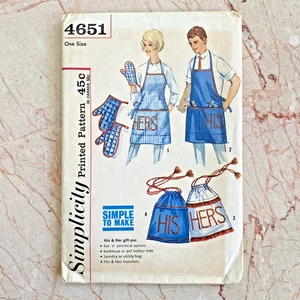 Simplicity 4651, 50s Apron/Oven Mitt/Bag, One Size, FF, Vintage Sewing Pattern - Picture 1 of 2