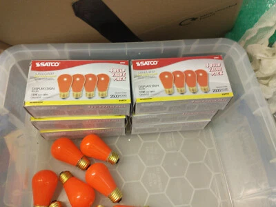 Satco 11W S14 Incadescent Orange 130V Lamp 4 Pack - Image 1 of 2