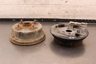 Yamaha Timberwolf 250 YFB250 1998 tambor de freno delantero derecho P924 Foto 1 de 4