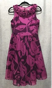 Taylor Seidenmischung Fit Flare MAGENTA ärmellos Rüschen Rosetten Kragen Größe 4 - Bild 1 von 9