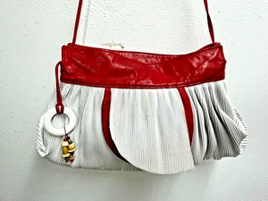SALE! VTG STUDIO 26 NY 80s Red & White Vinal pleated tucked crossover handbag - Picture 1 of 11