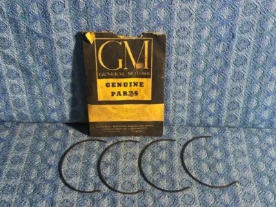 1948-1967 Chevrolet GMC Chevelle Camaro 4 Spd GM Clutch Key Spring (4) #591914 - Image 1 of 3