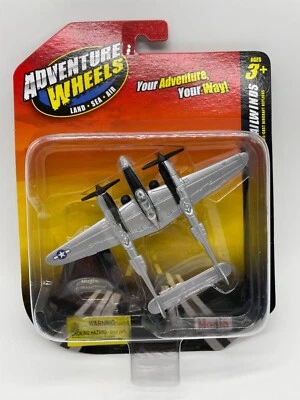 Vehículo fundido a presión Maisto Tailwinds Adventure Wheels P-38 Lightning, 2011 Foto 1 de 3