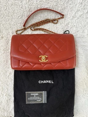 AUTÉNTICO Chanel Rojo Naranja Diana Reedición RARO (2015) Foto 1 de 4