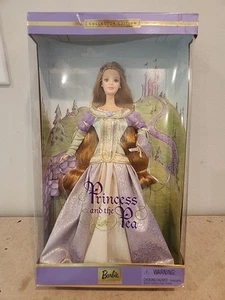 Barbie Principessa e la Bambola Pea 2000 Mattel n. 28800 scatola danneggiata NRFB - Foto 1 di 19