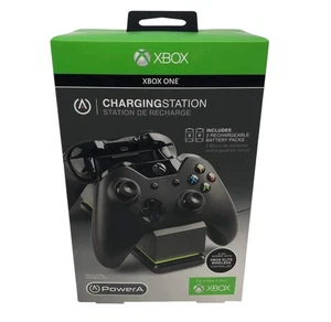 New Microsoft Xbox One Charging Station Black For Xbox One With Batteries - Picture 1 of 4