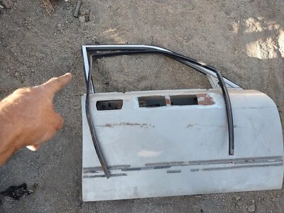 Cubierta de moldura interior de la puerta delantera derecha Jaguar XJ6 usada por aspecto de vidrio 1995-03  Foto 1 de 4