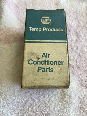 Montaje de aire acondicionado automotriz Murray Corporation. Intercambio de competidores: NAPA 201050 Foto 1 de 3