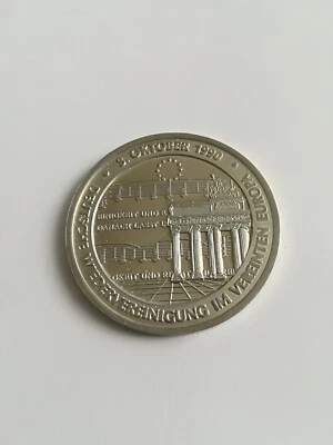 Medaille Deutsche Wiedervereinigung im Vereinten Europa 3.Okt.1990 - Bild 1 von 2
