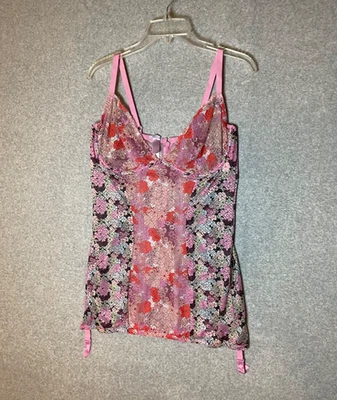 Lencería Savage X Fenty Penthhouse Sweet Lace Slip de Rhianna Talla 16 Rosa Floral Foto 1 de 4
