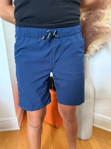 preowned, Old Navy Shorts Boys Size 8 Navy Blue Elastic Waist Polyester Spandex - Picture 1 of 2
