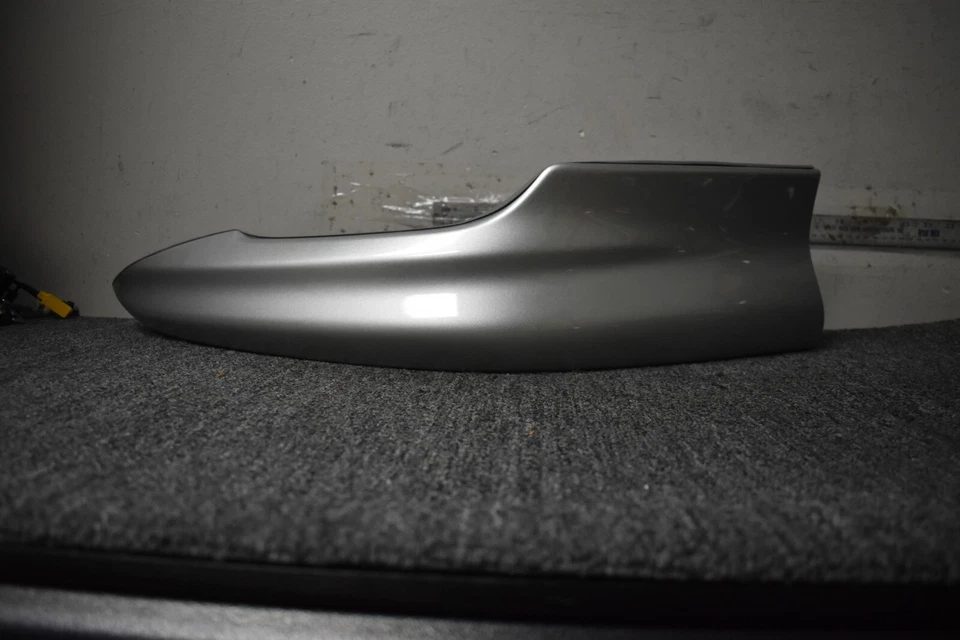 Toyota Corolla 2003-2005 conjunto de alerón lado izquierdo OEM de fábrica Foto 1 de 4