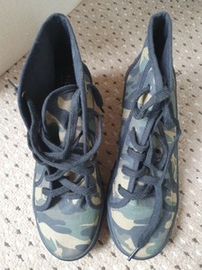 camouflage heels uk