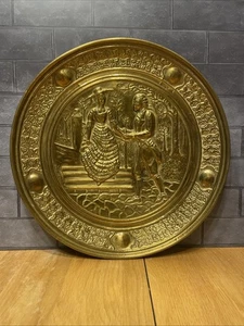 Vintage Brass Embossed Decorative Wall Hanging Plate 14" Made In England - Picture 1 of 6