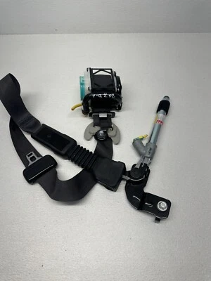 2014 - 2019 KIA SOUL FRONT LEFT SEAT BELT RETRACTOR BLACK 88810B2500 OEM 242038 - Image 1 of 4