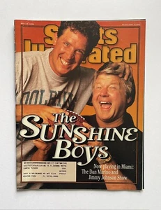 13 de mayo de 1996 Dan Marino Jimmy Johnson Miami Dolphins deportes ilustrados - Imagen 1 de 2