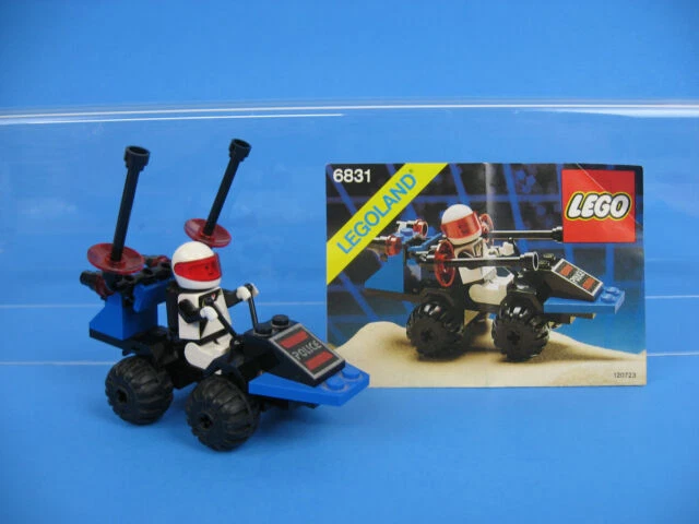 LEGO Space: Message Decoder (6831)