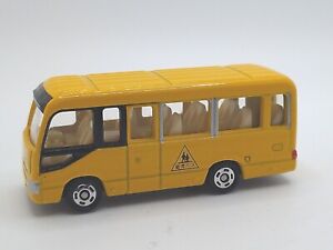✨TOMICA TOMY✨Toyota Coaster School Bus✨1/89 Scale✨LOOSE✨2018✨Yellow✨🚌