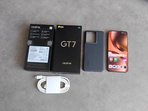 Realme GT 7 (Global, 7000Mah...) - Photo 1/10