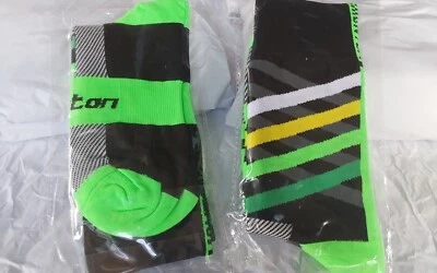 2 PAIRS !  Women Men's Cycling Socks GREEN Breathable, anti slip STOCK CLEARANCE - Image 1 of 4