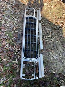 1978-1979 Ford Truck Grille Shell Assembly