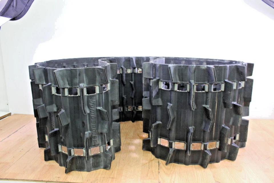 Ski-Doo Summit 670 1997 pista 136 x 15 x 1,5/2,52 Foto 1 de 4