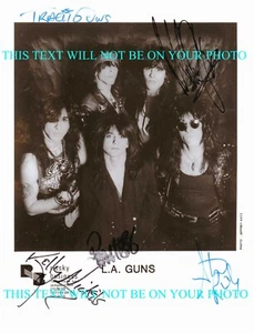 LA GUNS BAND AUTÓGRAFO FIRMADO 8x10 FOTO RP TRACII STEVE RILEY NICKELS LEWIS + - Imagen 1 de 1