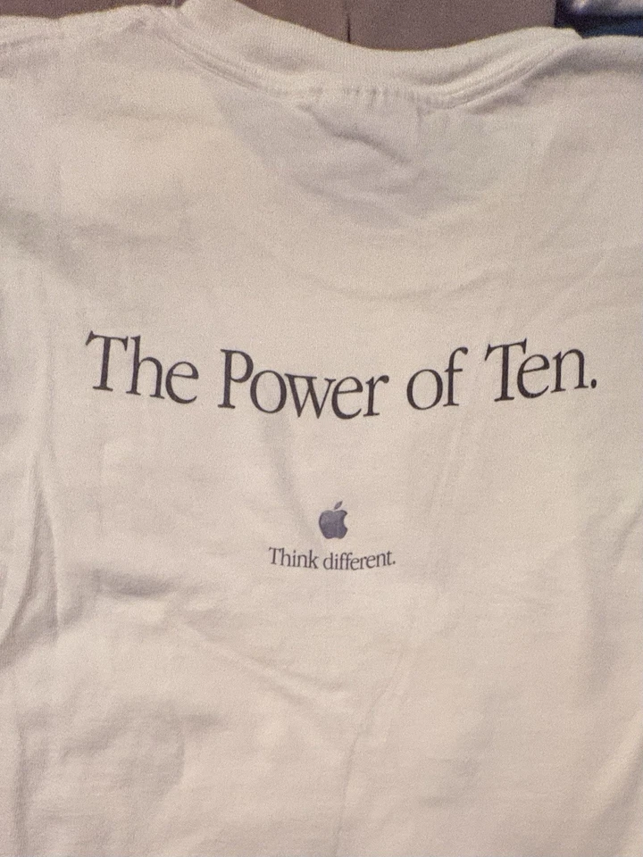 Camiseta “The Power of Ten” MacOS Día de Lanzamiento — XL, Nunca Usada Foto 1 de 1