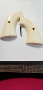 Ruger Single Six Black Hawk Simulated Ivory Poly Grips New XR3-Red Wrangler - Picture 1 of 3