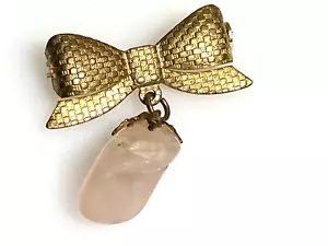 Vintage Brooch Jewellery Ribbon Bow Pink Quartz Drop Gold Metal 5.59g - Picture 1 of 6