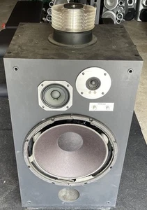 Pioneer HPM-150 Stereo Speaker Vintage 250 Watt - Picture 1 of 9