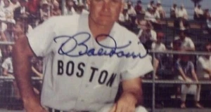BOBBY DOERR HAND SIGNED BOSTON RED SOX COLOR 8 X 10 PHOTO PSA/DNA - Picture 1 of 2