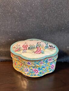 A Yellow Ground Chinese Enamel Figure Box, Qing Dynasty.