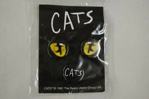 CATS THE MUSICAL PALLADIUM BUTTON BADGE SET x 3 NEW OFFICIAL THEATRE SHOW RARE - Picture 1 of 3