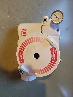Flowserve Logix 3400 iQ Foto 1 de 4