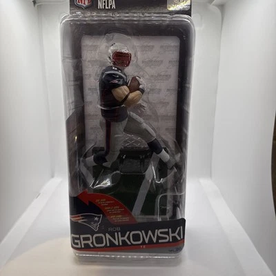 FIGURA DE ROB GRONKOWSKI MCFARLANE SERIE NFL 36 PATRIOTAS DE NUEVA INGLATERRA ¡Futuro patio! Foto 1 de 2