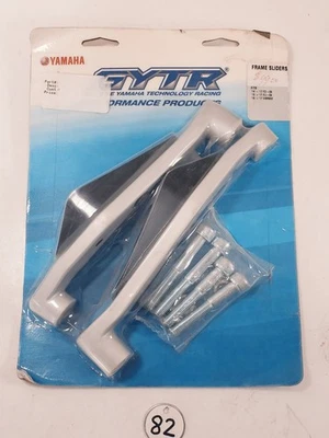 Nuevo de Lote Antiguo OEM Yamaha 2014-17 FZ09, FJ09, XSR900, Kit de Protector de Motor #1RC-F11D0-V0-00 Foto 1 de 3