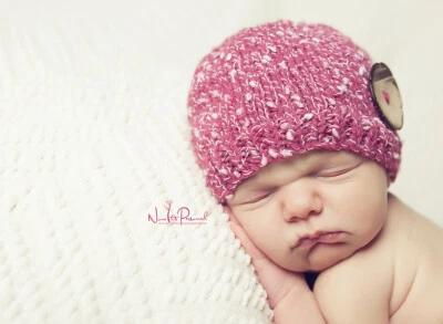 Sombrero de bebé tejido a mano gorro utilería niña rojo rosa blanco botón recién nacido-12 meses Foto 1 de 4