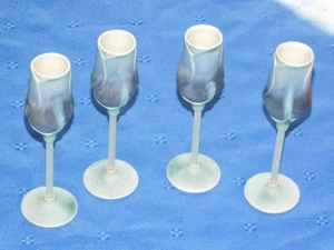 Newman Pottery Salem Oregon Rosebud Cordial pedestal vasos de bebida (4) retirados - Imagen 1 de 11