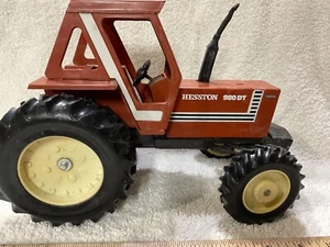 Vintage Scale Models Fiat Hesston 980DT 4WD Traktor Maßstab 1:16 - Bild 1 von 6