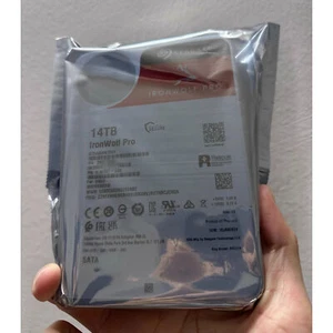 Seagate IronWolf Pro ST14000NT001 14TB 7200 256MB SATA 6.0Gb/s 3.5" Internal HDD - Afbeelding 1 van 2