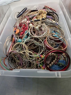 Lote de pulseras grandes de colección a modernas diferentes estilos y marcas de más de 9 libras Foto 1 de 4