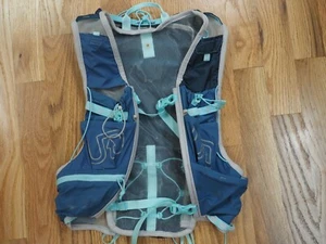Ultimate Direction Mountain Vest Blue S/M - Picture 1 of 3